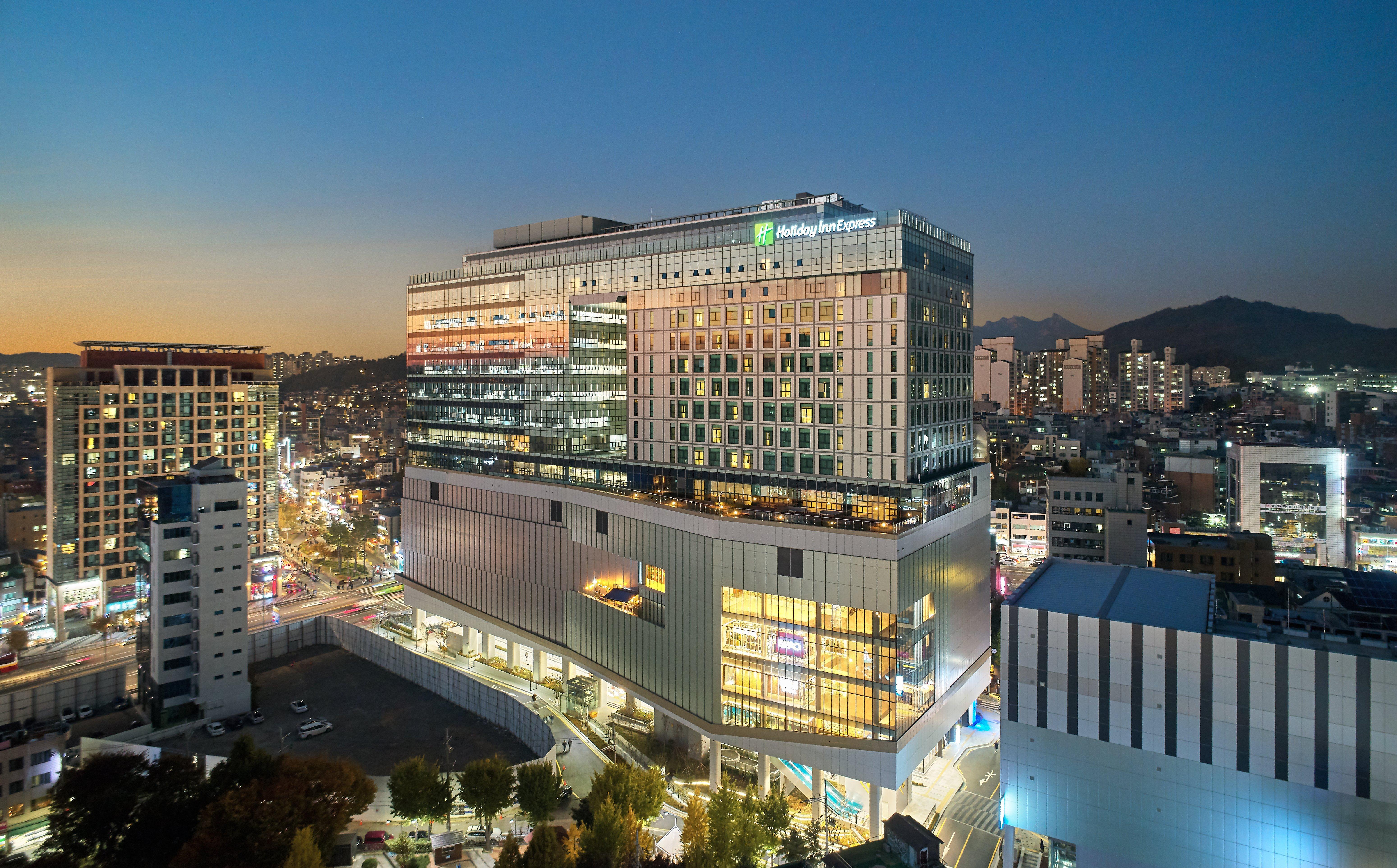 호텔 홀리데이 인 익스프레스 서울 홍대 서울특별시